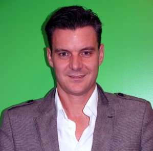 portrait_Greg_carre.jpg